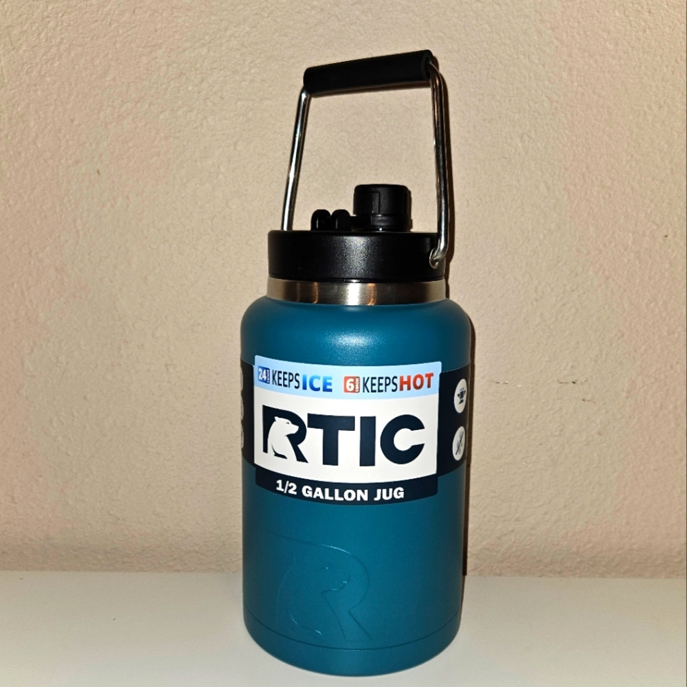 RTIC Half Gallon Jug Water Bottle 64oz